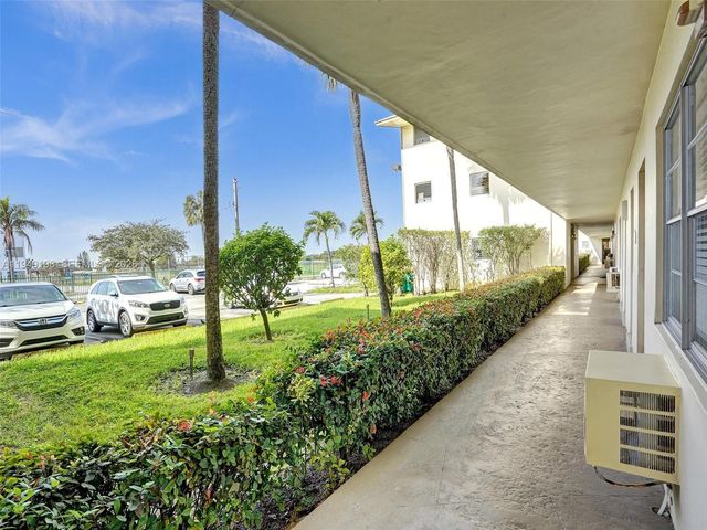 16901 NE 13th Ave 110, Miami, FL 33162