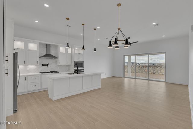 12605 Don Norte Street, Horizon City, TX 79928