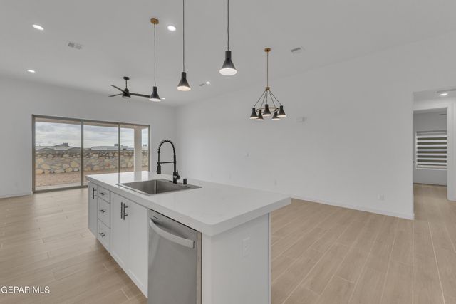 12605 Don Norte Street, Horizon City, TX 79928