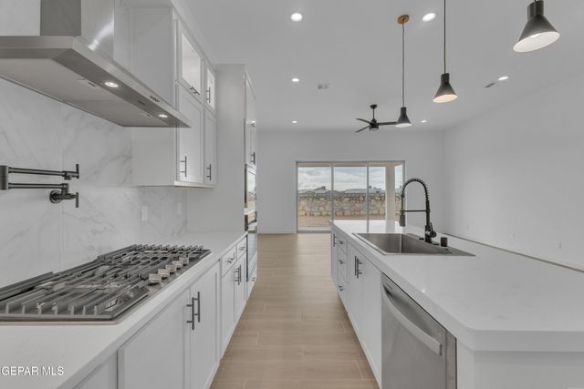 12605 Don Norte Street, Horizon City, TX 79928