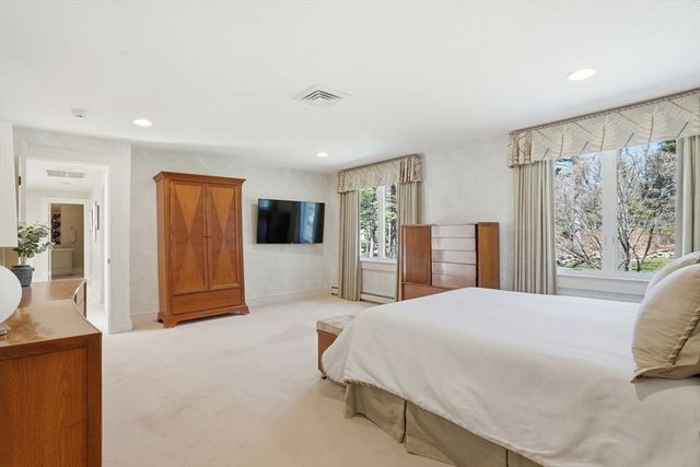 119 Lazell St, Hingham, MA 02043