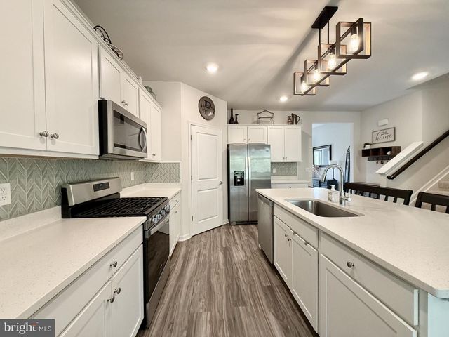 311 ROCK RAYMOND DR, Stafford, VA 22554
