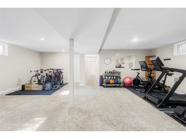 6326 Parfet St, Arvada, CO 80004