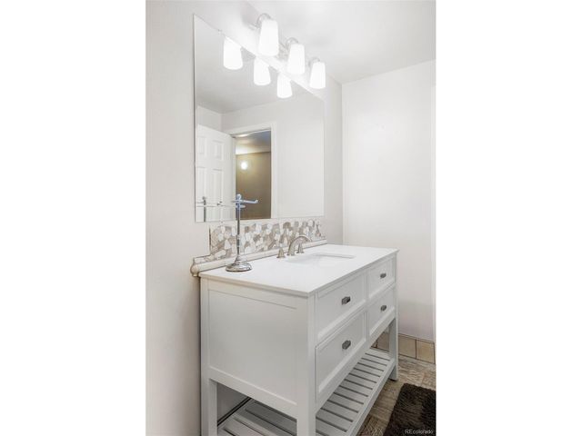 6326 Parfet St, Arvada, CO 80004