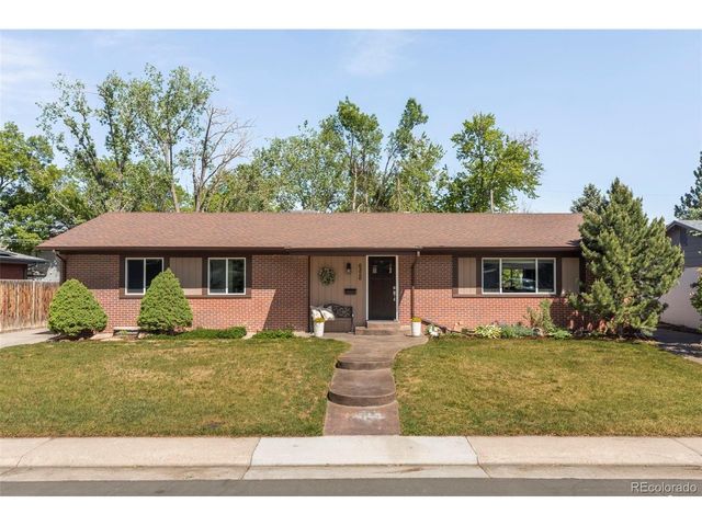 6326 Parfet St, Arvada, CO 80004