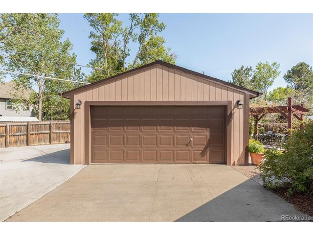 6326 Parfet St, Arvada, CO 80004