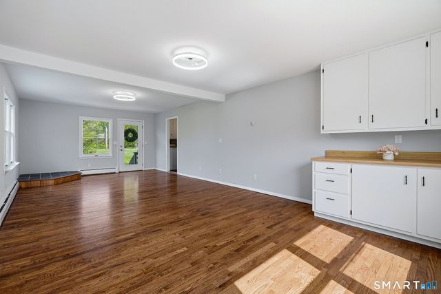 21 Tower Avenue, Groton, CT 06340