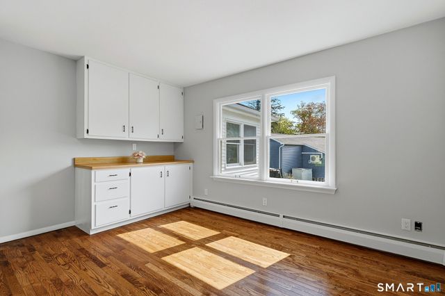 21 Tower Avenue, Groton, CT 06340