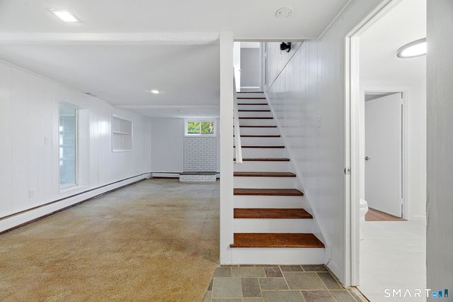 21 Tower Avenue, Groton, CT 06340