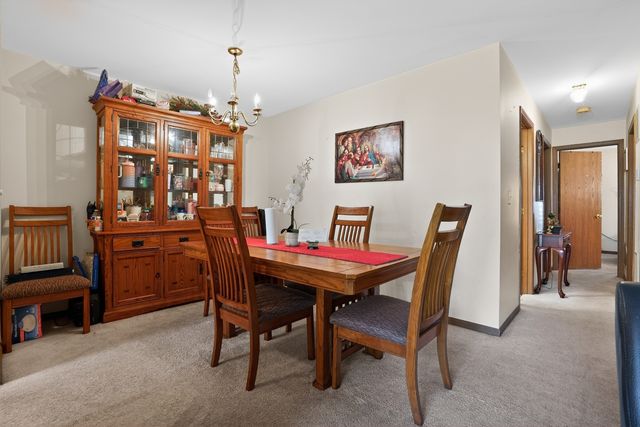 2434 Charleston Drive 3, Schaumburg, IL 60193