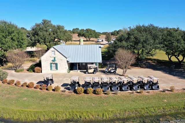 113 William Woods, Blanco, TX 78606