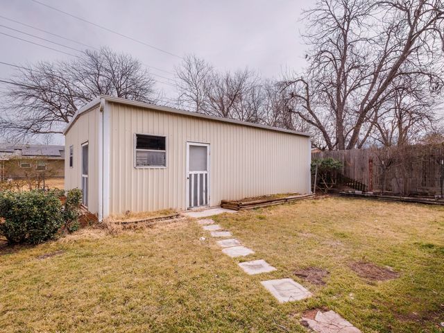 2008 10th Street, Brownwood, TX 76801