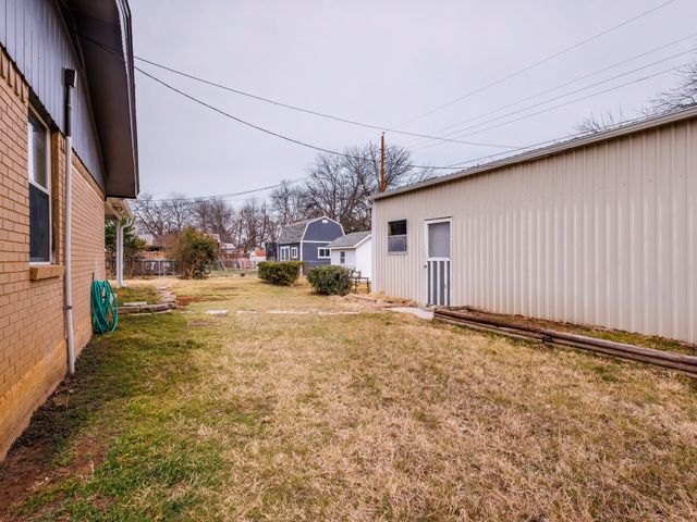 2008 10th Street, Brownwood, TX 76801