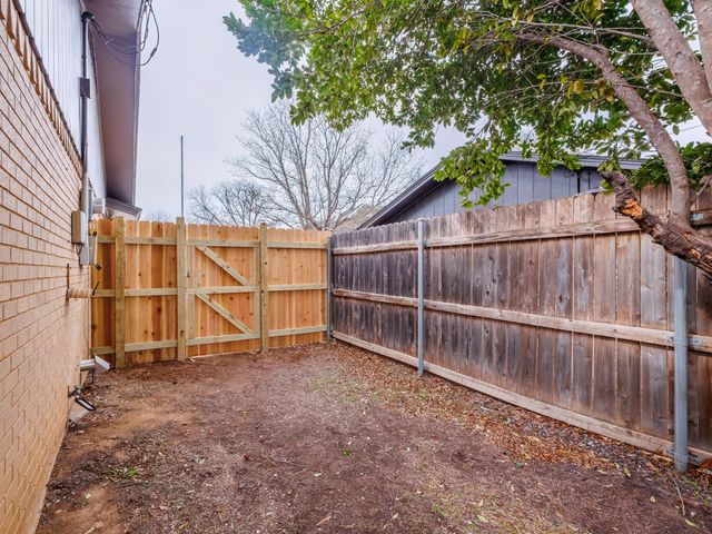2008 10th Street, Brownwood, TX 76801