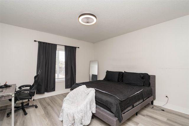 434 S 82nd Street, West Des Moines, IA 50266