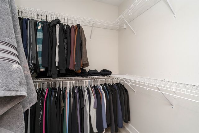 434 S 82nd Street, West Des Moines, IA 50266