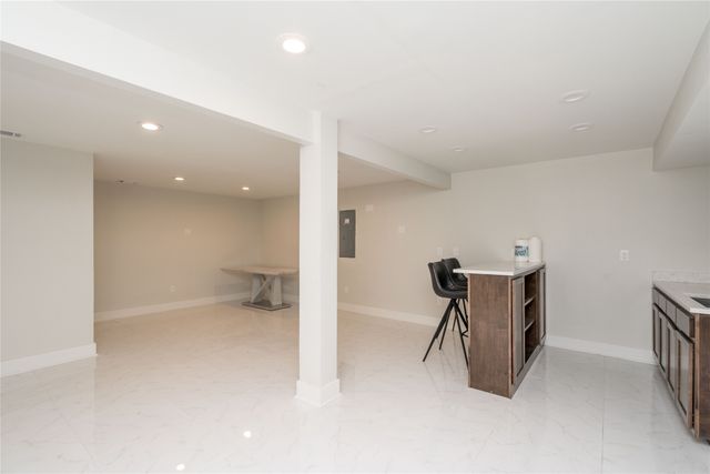 434 S 82nd Street, West Des Moines, IA 50266