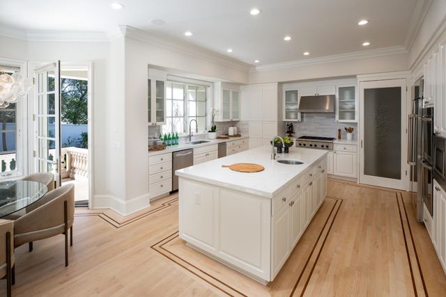 27210 Ohlone Lane, Los Altos Hills, CA 94022