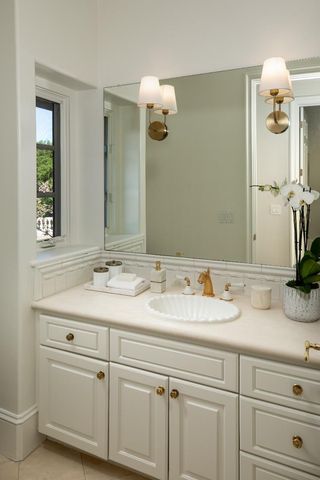 27210 Ohlone Lane, Los Altos Hills, CA 94022