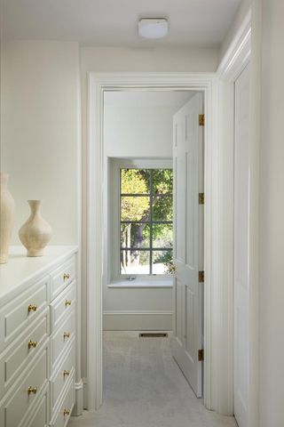 27210 Ohlone Lane, Los Altos Hills, CA 94022