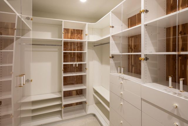 27210 Ohlone Lane, Los Altos Hills, CA 94022