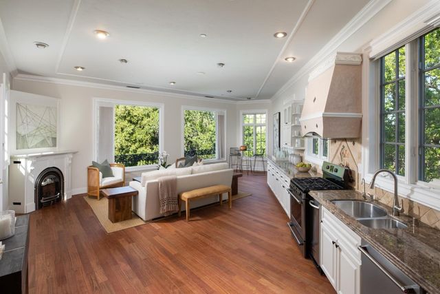 27210 Ohlone Lane, Los Altos Hills, CA 94022