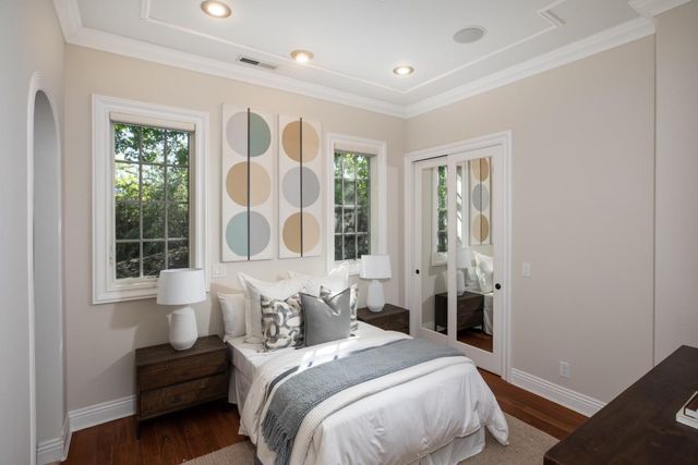 27210 Ohlone Lane, Los Altos Hills, CA 94022