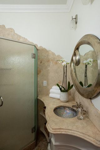 27210 Ohlone Lane, Los Altos Hills, CA 94022