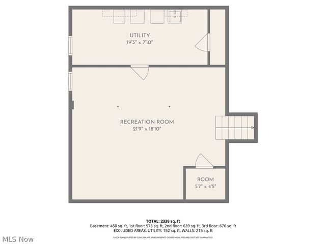 8441 Carriage Hill Drive NE, Warren, OH 44484