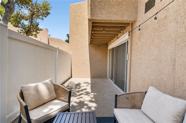 1101 W Macarthur 163, Santa Ana, CA 92707