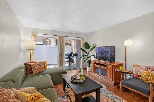 1101 W Macarthur 163, Santa Ana, CA 92707