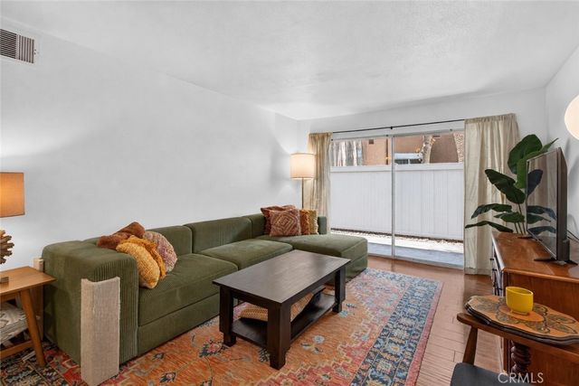 1101 W Macarthur 163, Santa Ana, CA 92707