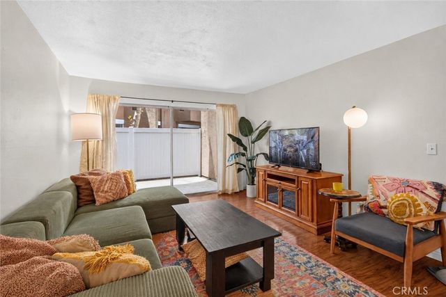 1101 W Macarthur 163, Santa Ana, CA 92707