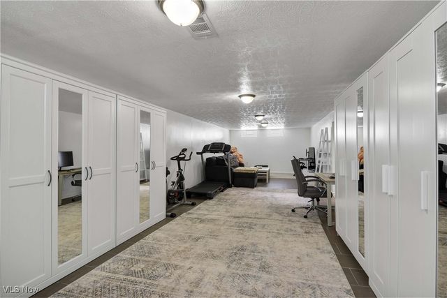 9999 Reichert Road, Parma, OH 44130