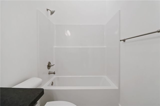 704 & 706 Sun Meadows Loop, Centerton, AR 72719