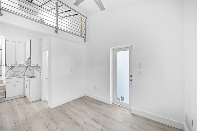 876 NE 81st St, Miami, FL 33138