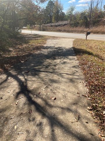 22401 Downum, Elm Springs, AR 72762