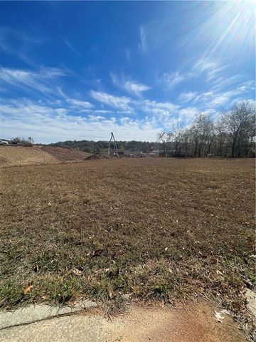 22401 Downum, Elm Springs, AR 72762