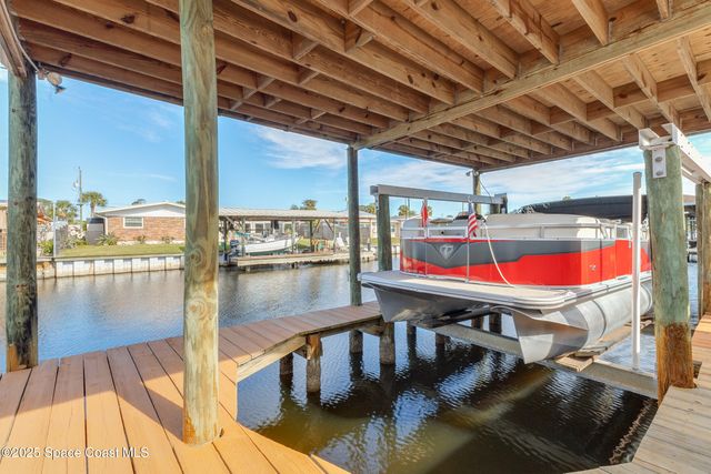 2030 Porpoise Street, Merritt Island, FL 32952