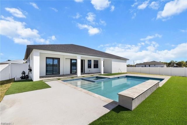 1248 NW 35th AVE, Cape Coral, FL 33993