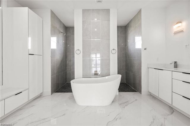 1248 NW 35th AVE, Cape Coral, FL 33993