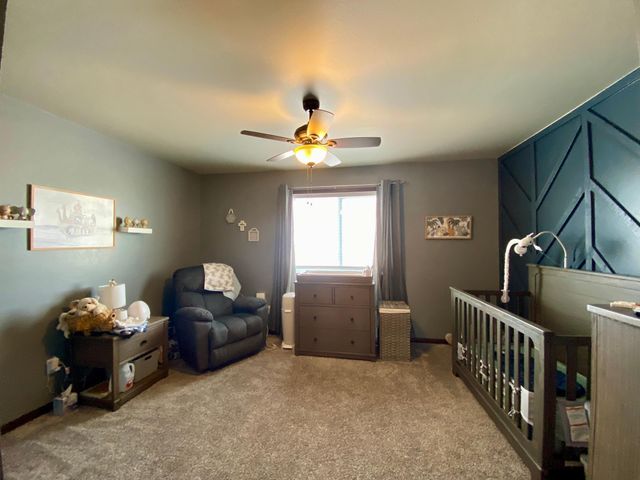 1179 Highland Lane W, West Fargo, ND 58078