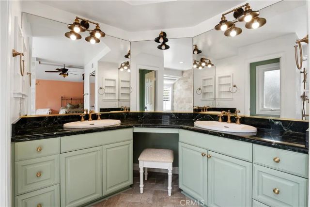 21732 Exton, Lake Forest, CA 92630