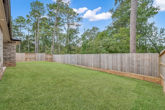 1977 La Salle Park Drive, Conroe, TX 77304