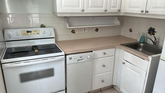 90 Isle Of Venice Dr 9, Fort Lauderdale, FL 33301