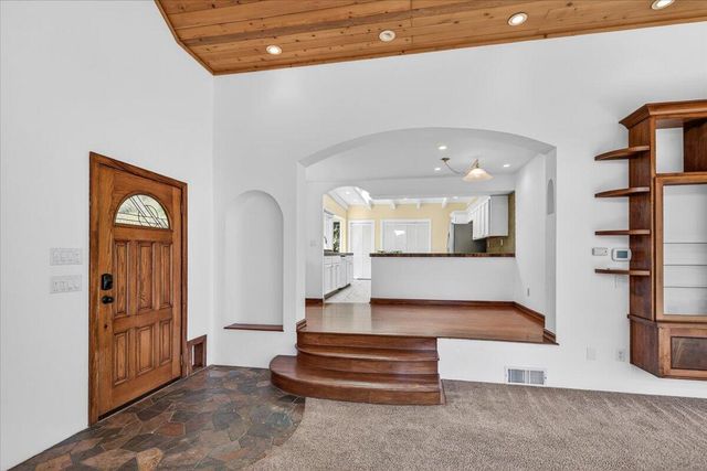 610 Orchard Street, Ashland, OR 97520