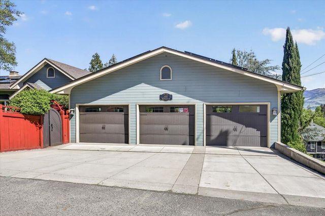 610 Orchard Street, Ashland, OR 97520
