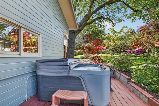 610 Orchard Street, Ashland, OR 97520
