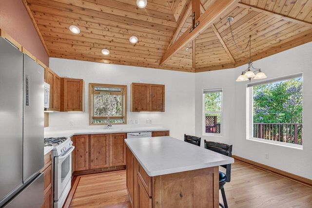 610 Orchard Street, Ashland, OR 97520