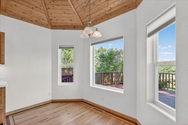 610 Orchard Street, Ashland, OR 97520